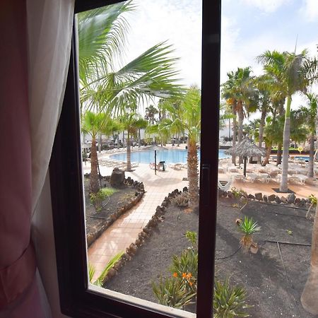 Book Jet - Oasis Pool View Apartment คอร์ราเลโฮ ภายนอก รูปภาพ
